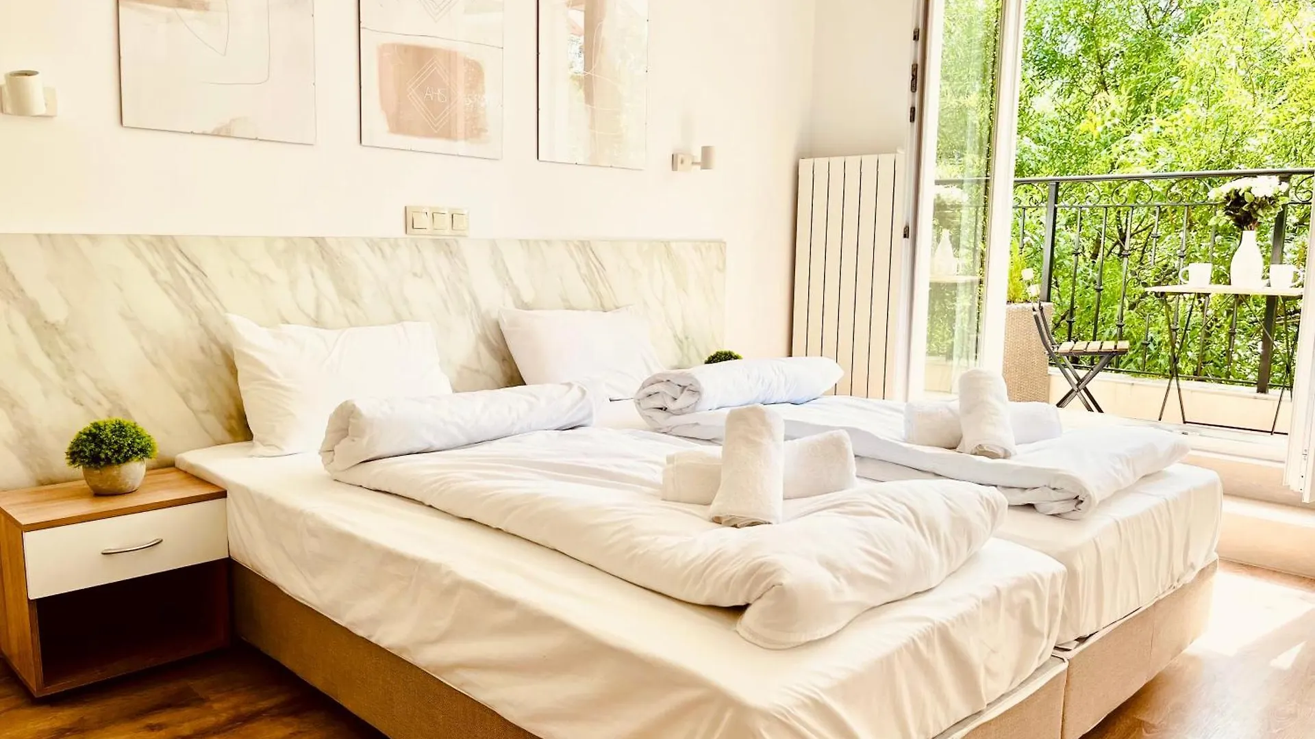 Apart-Hotels-Sofia, Ahs Bulgaria